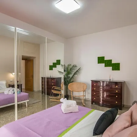 Garden Tuscolana - 200 Meters From The Metro Station